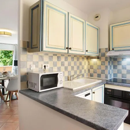 House With Sleeping Alcove Near The Luberon Apartment *